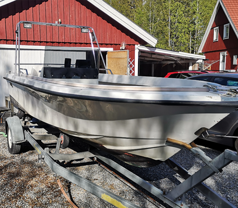 Ockelbo B 16 I stulen på trailer i Västerås 